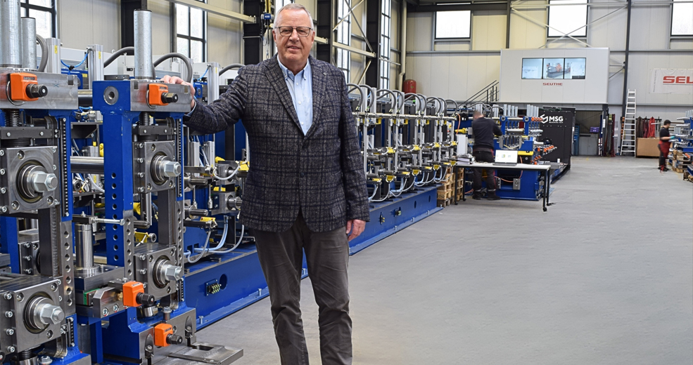 Managing Director Hartwig Hiestermann introduces SEUTHE’s innovative hybrid tube welding system.